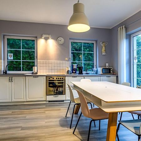 Vila Dom Kotwa Karwia Exteriér fotografie